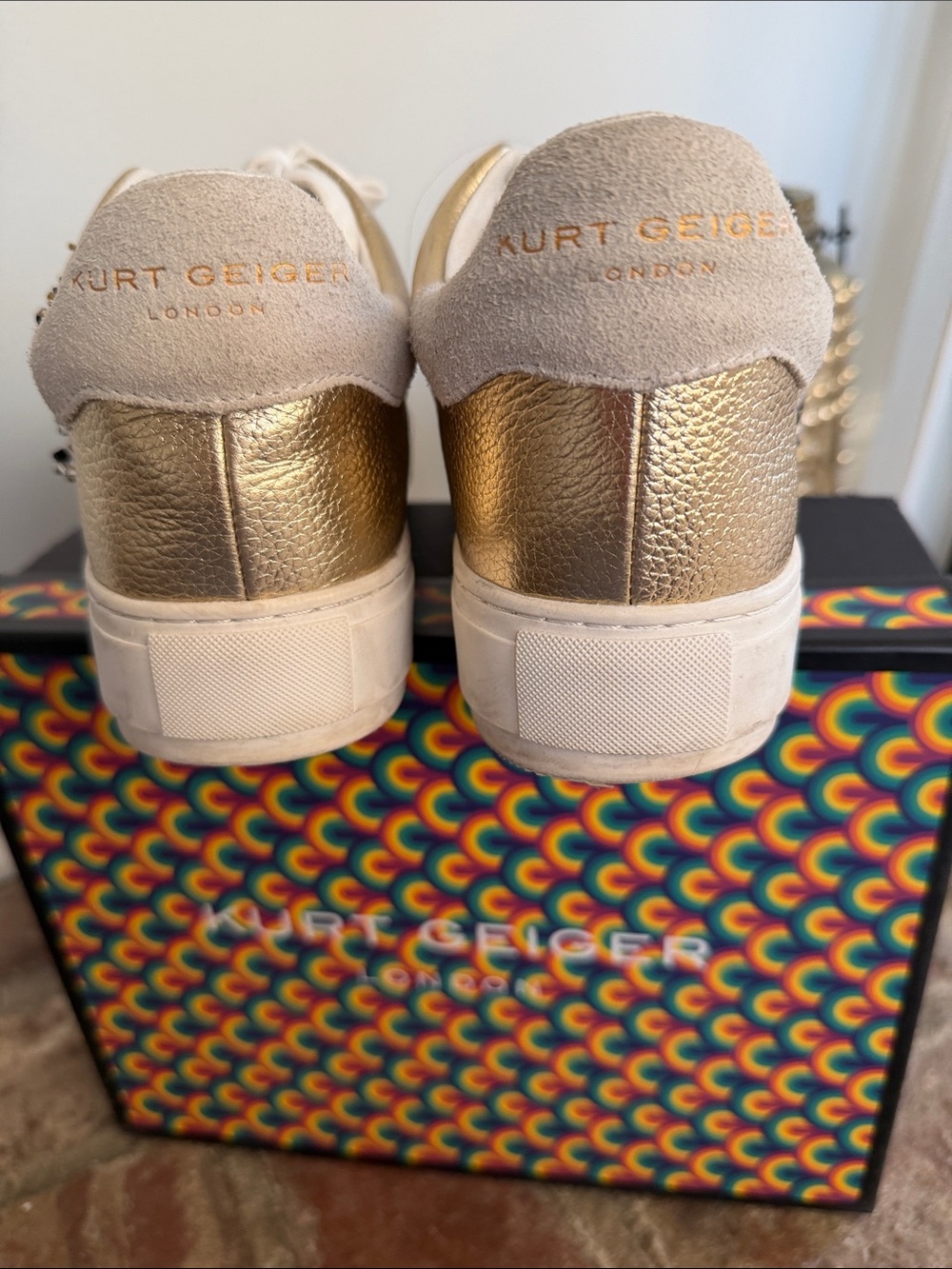 ⭐️Kurt Geiger Laney Eye  Gold Leather sneakers⭐️ - Picture 7 of 11